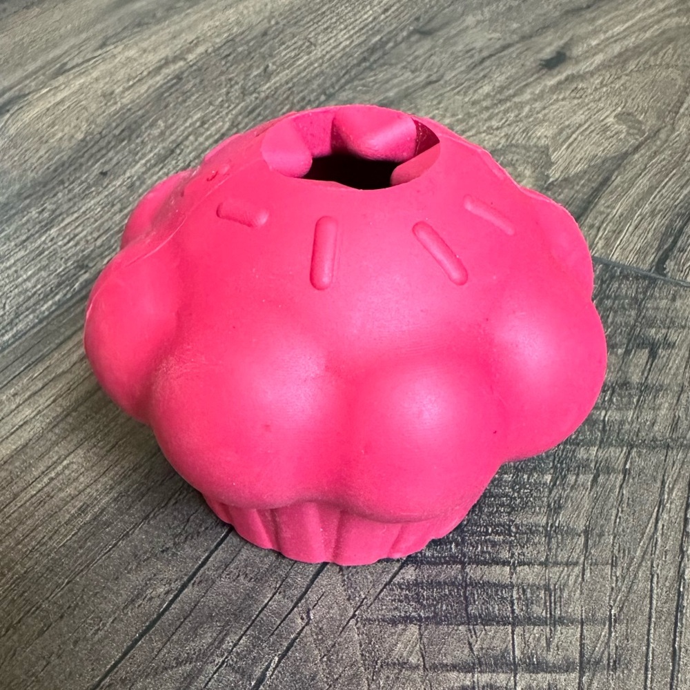 NWOT PetSafe Mini Treat Pouch & SodaPup Cupcake Treat Dispenser - Picture 9 of 9